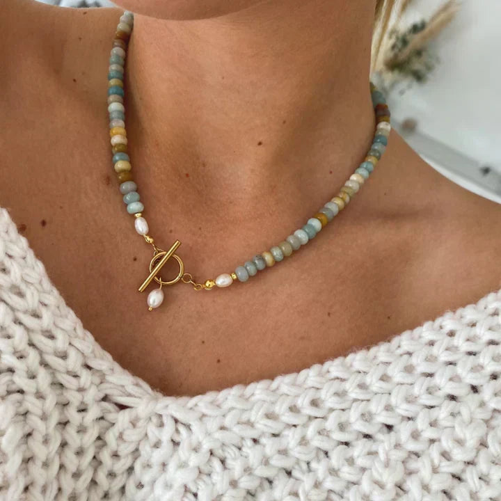 Timeless Golden Necklace with Stones