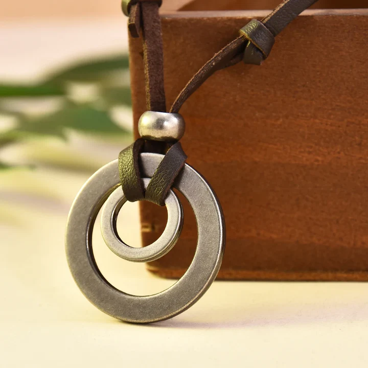 Timeless Silver Circles Necklace