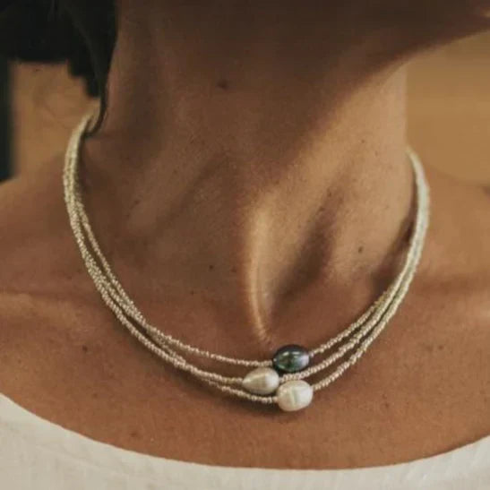 Trendy Lustre Pearl Necklace