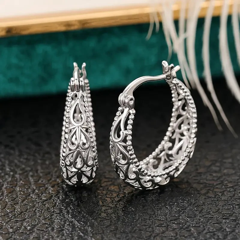 Minimalist Hollow Basket Earrings