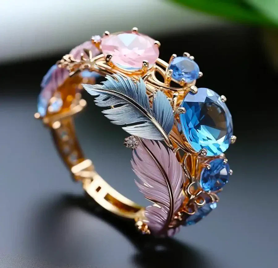 Stylish Exotic Feather Crystal Ring
