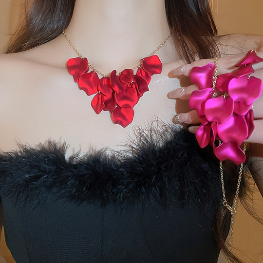 Stylish and Elegant Floral Petal Tassel Necklace