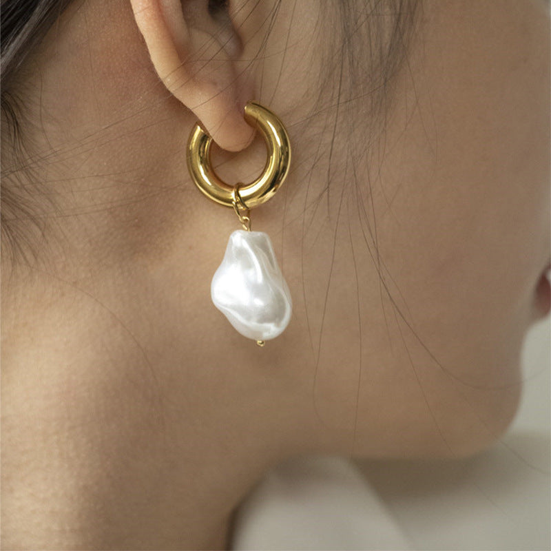 Timeless Pearl Drop Earrings