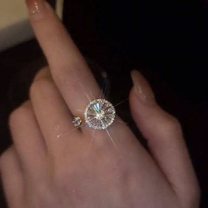 Timeless Style Copper Ring with Synthetic Cubic Zirconia