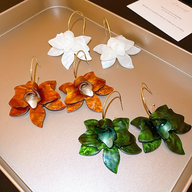 Timeless Resin Flower Dangle Earrings