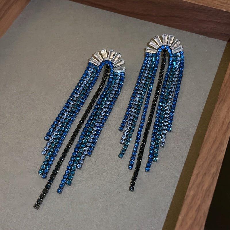 Modern & Elegant U-shaped Tassel Earrings