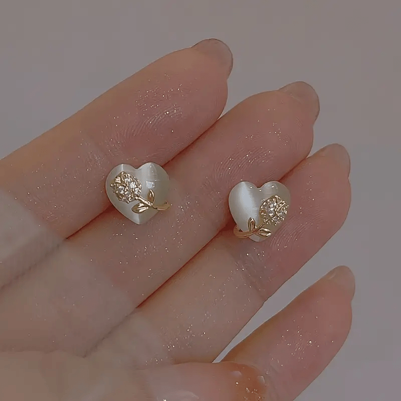 Timeless Style Heart-Shaped Rose Earrings