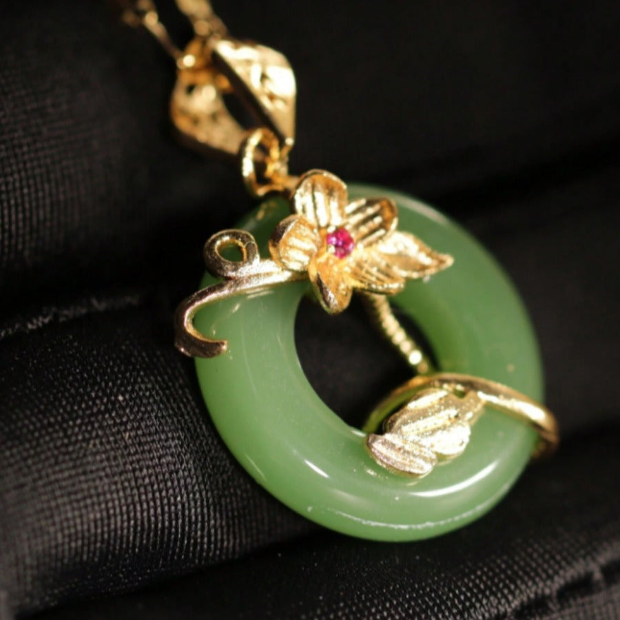 Elegant Timeless Floral Vine Pendant Necklace