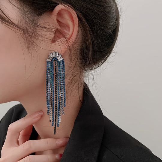 Modern & Elegant U-shaped Tassel Earrings